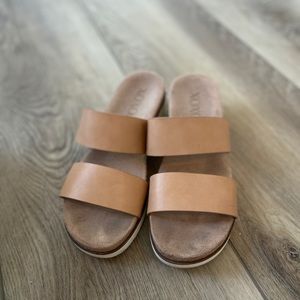 Xoxo Petra wedge slide